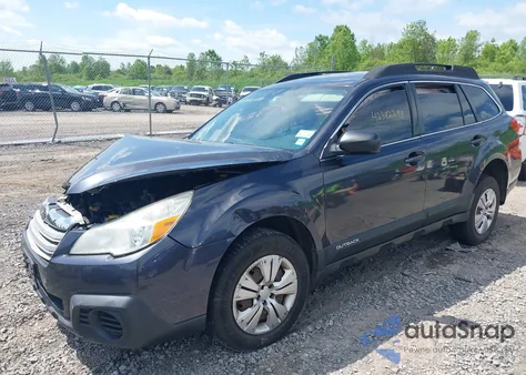 2013 Subaru Outback 2.5I z USA, uszkodzony, nr VIN 4S4BRCAC8D3317758